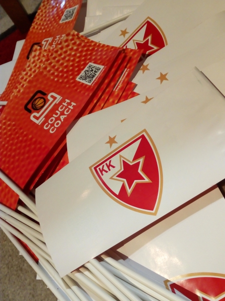 Zastavice Crvena-zvezda